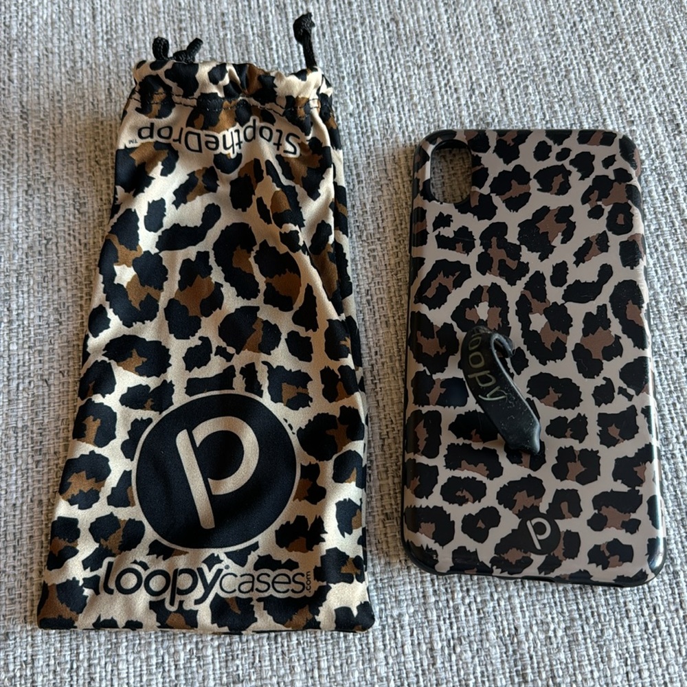 iPhone XS max loopy case